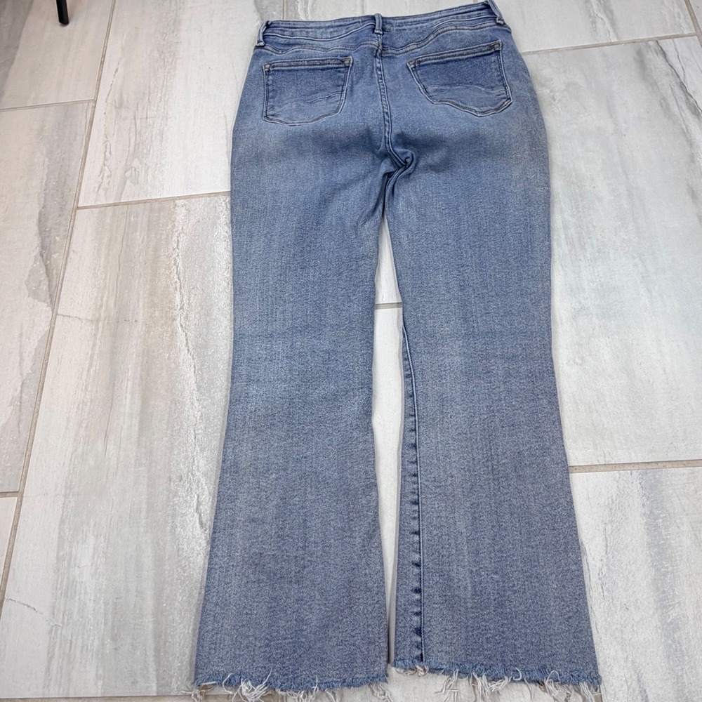 Driftwood Roxy Medium Wash Raw Hem Stretch Flare Jeans 29